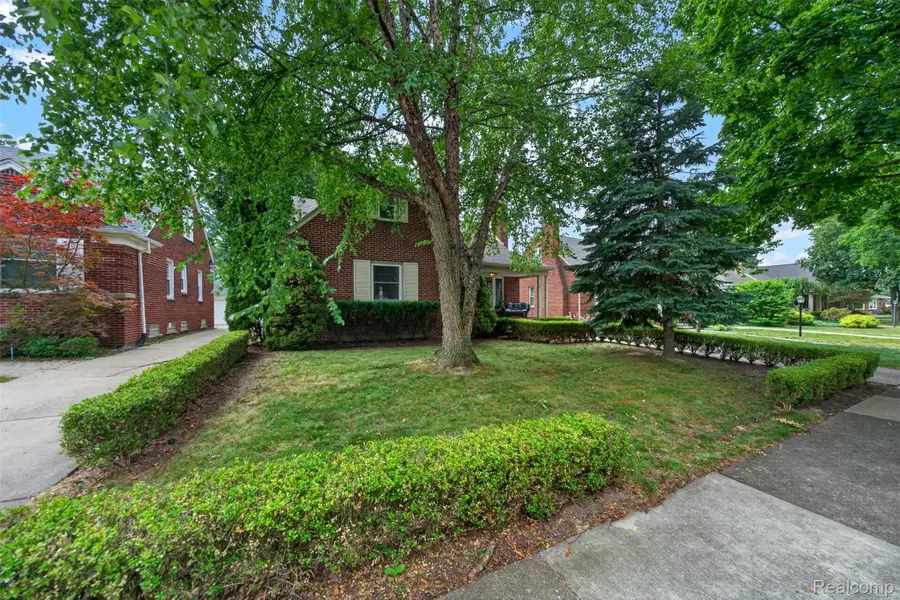 2925 Bembridge Road, Royal Oak, MI 48073 - #3