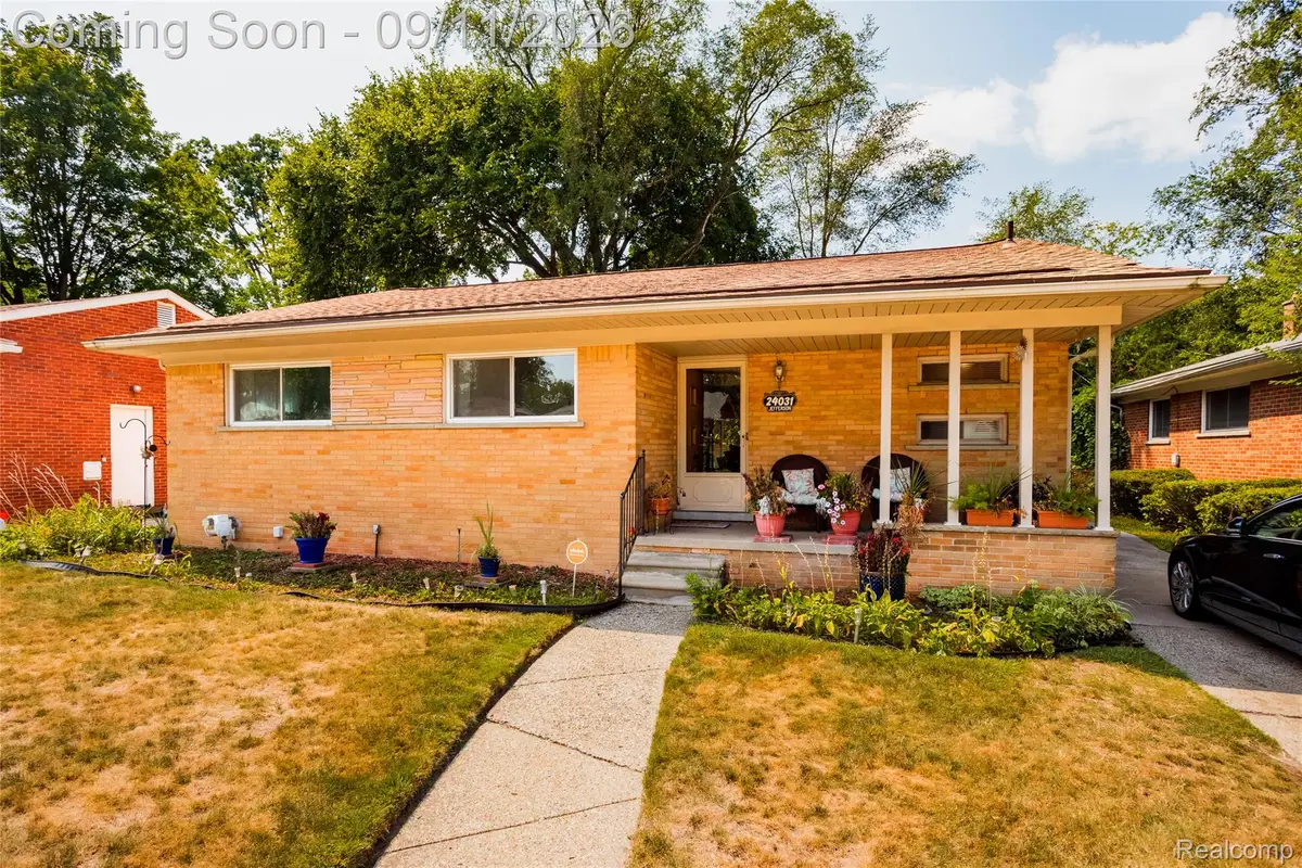 24031 Seneca Street, Oak Park, MI 48237 - #1