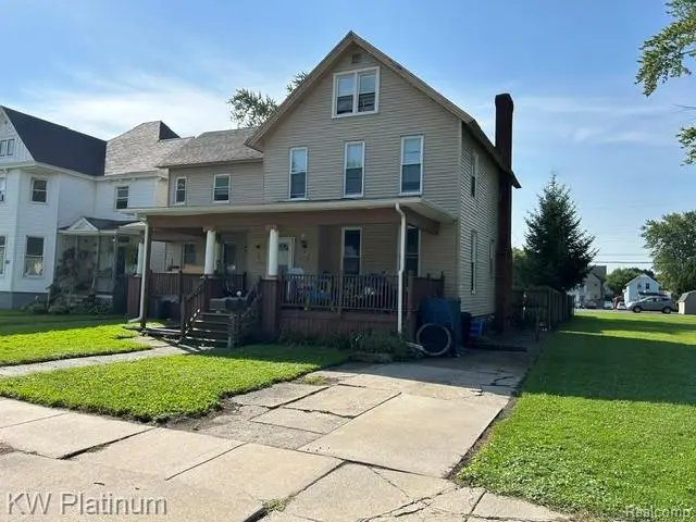 822 Pine Street, Port Huron, MI 48060 - #1