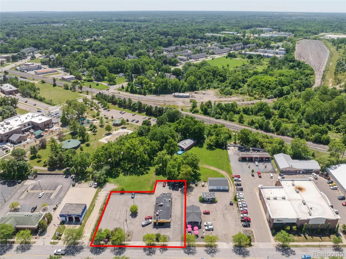 11310 South Saginaw, Grand Blanc, MI 48439 - #1