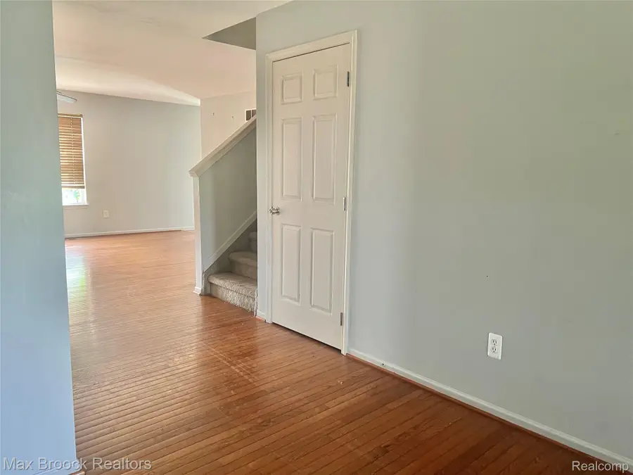 302 Summerfield Drive, Westland, MI 48185 - #3