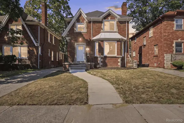 17577 Greenlawn Street, Detroit, MI 48221