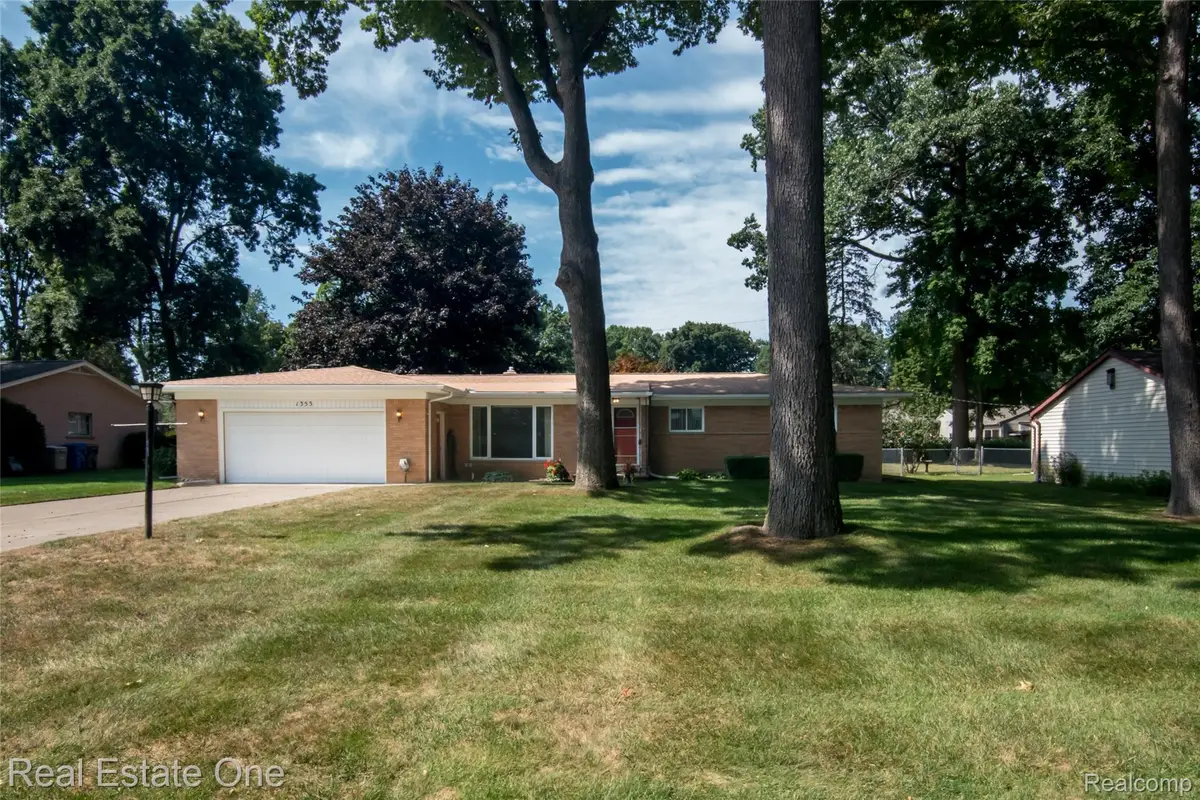 1353 Bielby Street, Waterford, MI 48328 - #1