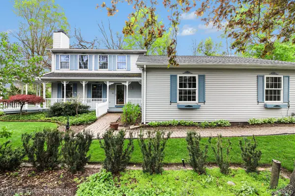 259 Wing Court, Northville, MI 48167