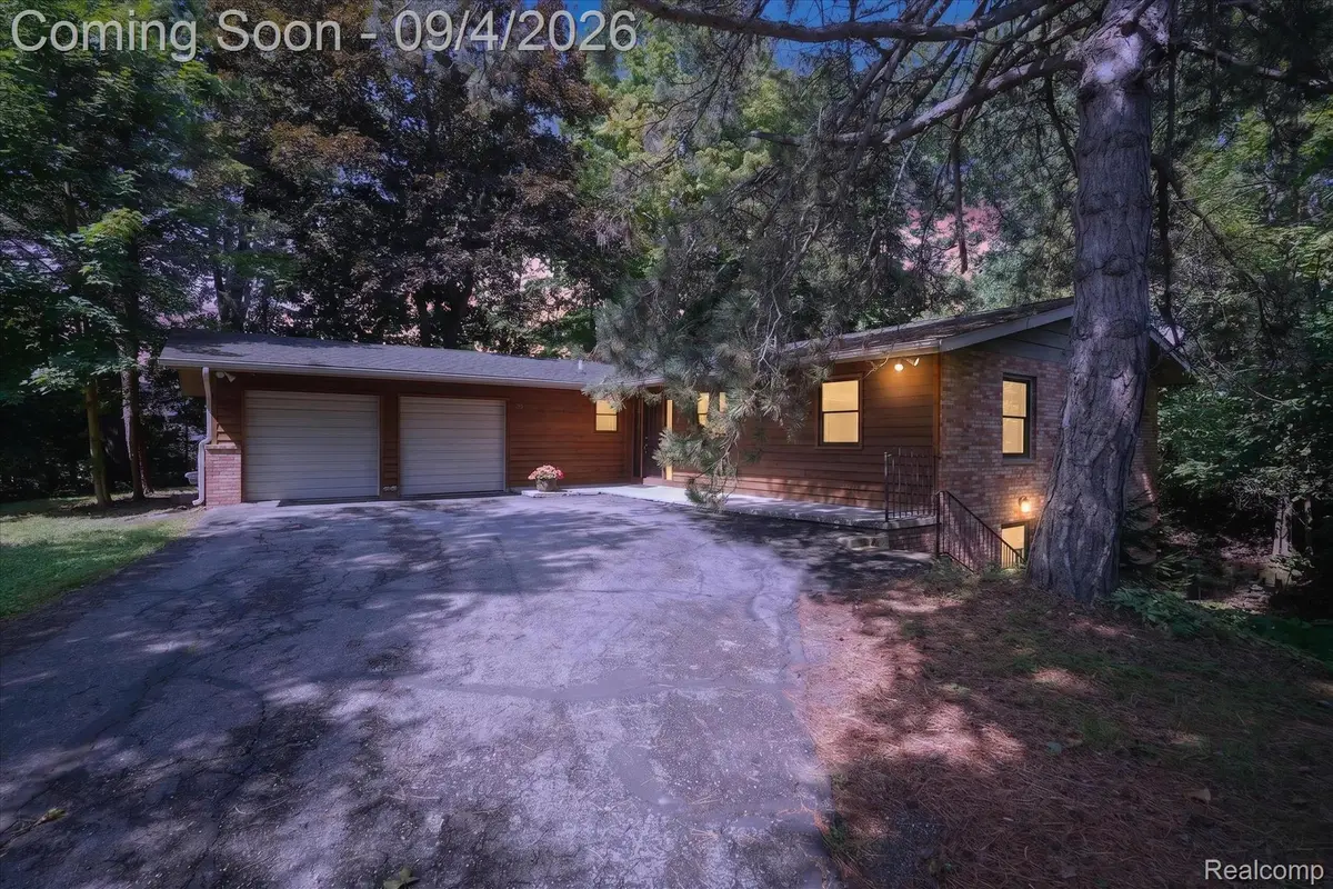 1352 Catherines Way, Howell, MI 48843 - #1