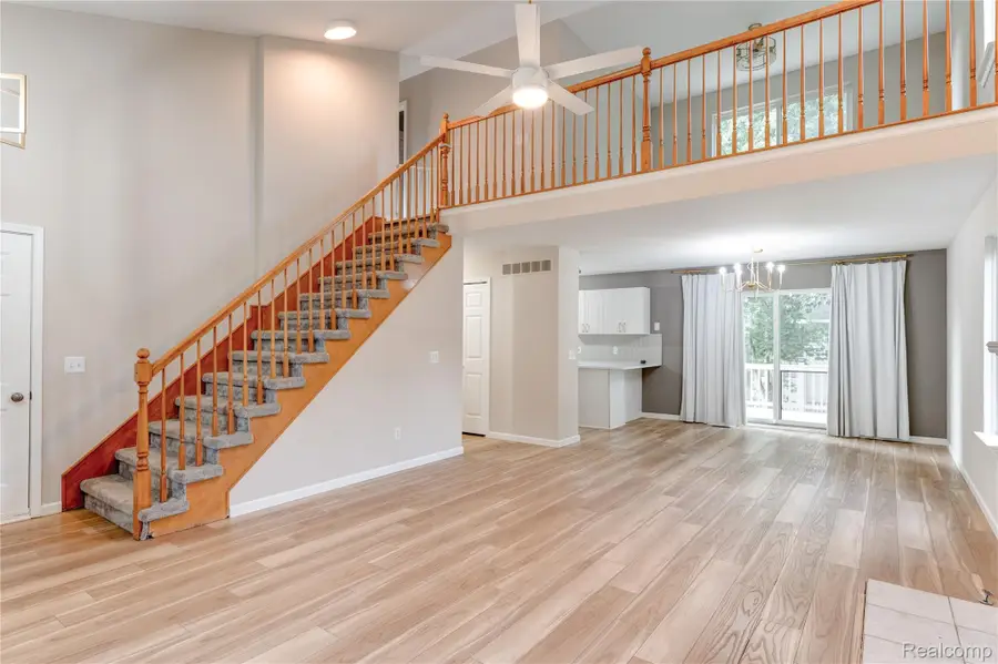 487 Glenn Court, Lake Orion, MI 48362 - #3