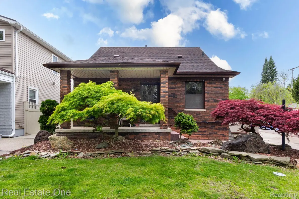 1977 Markese Avenue, Lincoln Park, MI 48146 - #1