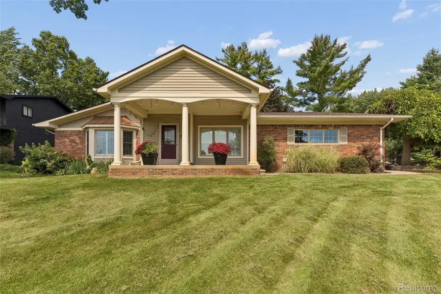 7510 Greene Haven Drive, Clarkston, MI 48348 - #2