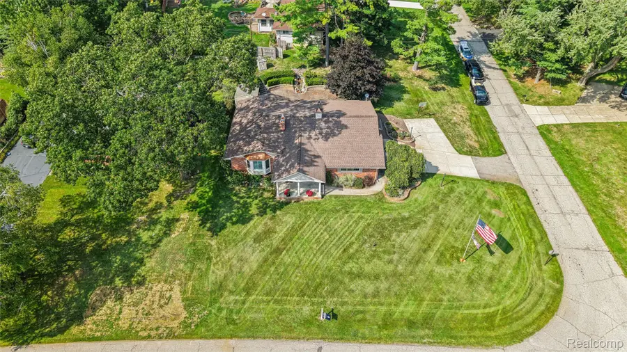 7510 Greene Haven Drive, Clarkston, MI 48348 - #3