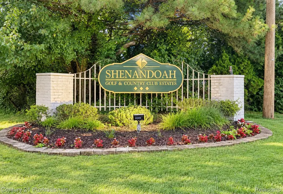 5649 Tequesta Drive Drive, West Bloomfield, MI 48323 - #2