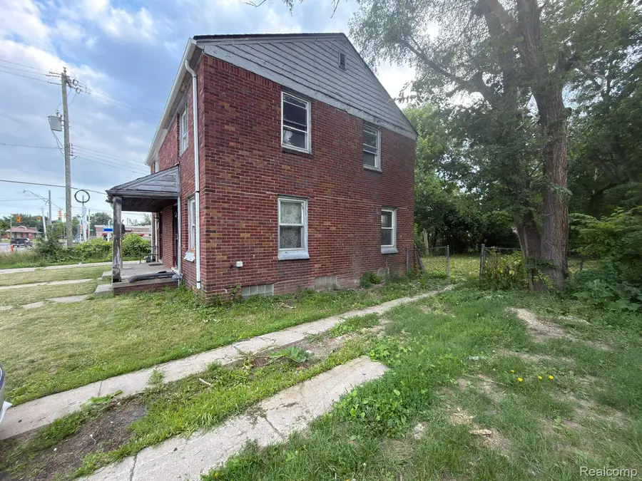 8837 Evergreen Avenue, Detroit, MI 48228 - #2