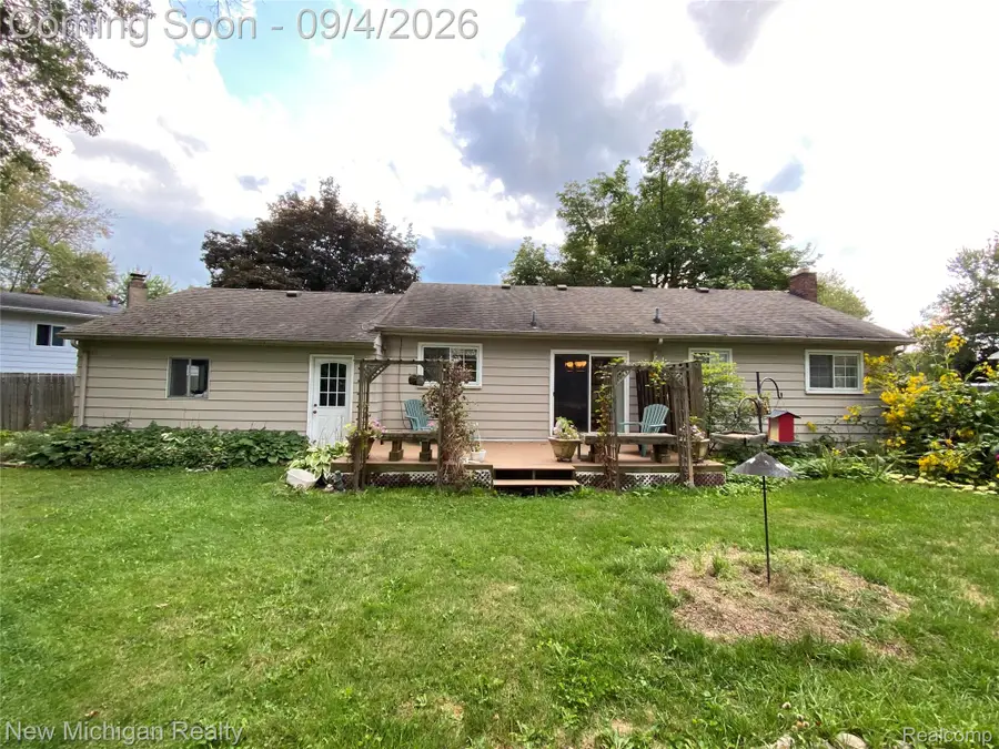 2032 Kingswood Drive, Flint, MI 48507 - #3