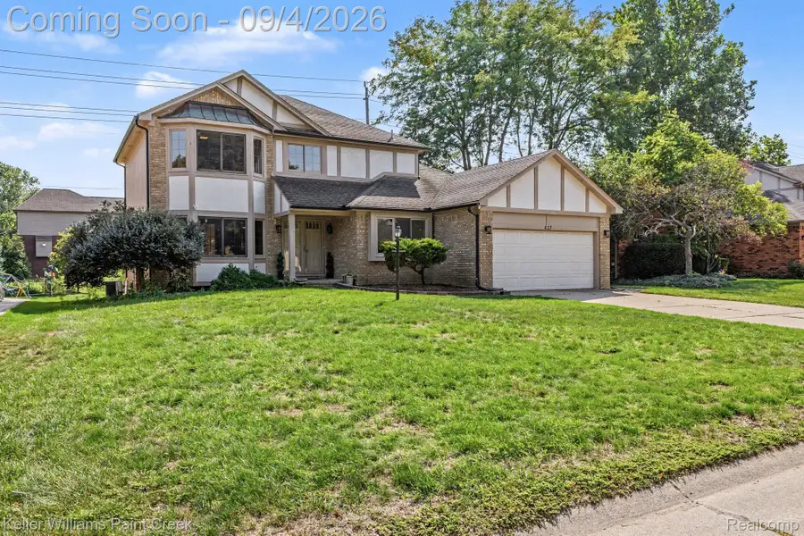 627 Parkland Drive, Rochester Hills, MI 48307 - #3