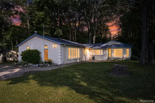 2242 W Lily Lake Road, Harrison, MI 48625