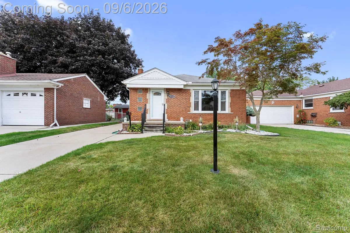 9934 Manor Avenue, Allen Park, MI 48101 - #1