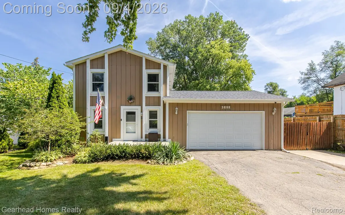 3068 Seebaldt Avenue, Waterford, MI 48329 - #1