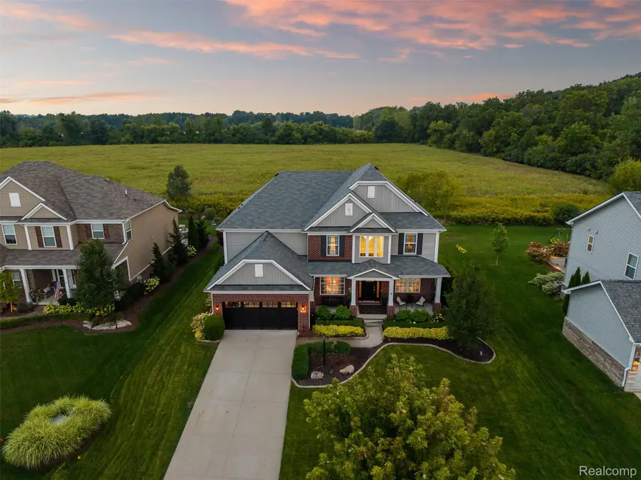 2210 Findley Circle, Orion, MI 48360 - #3
