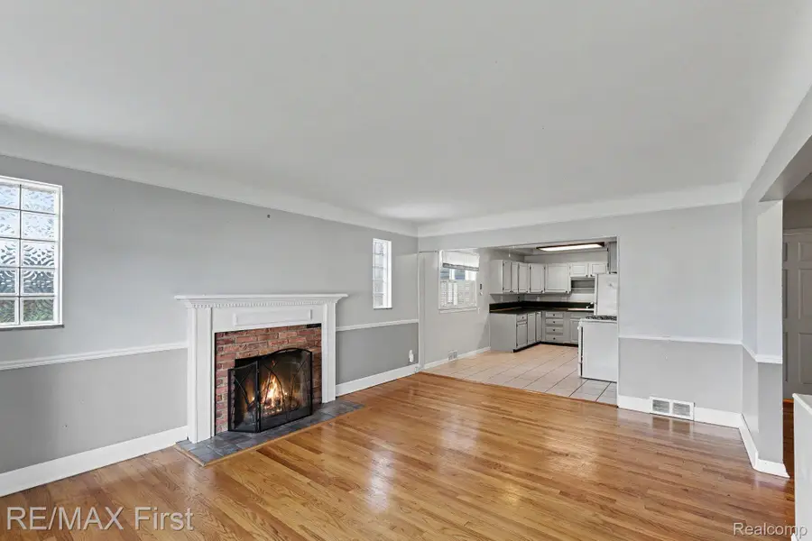 30640 Lorraine Avenue, Warren, MI 48093 - #3