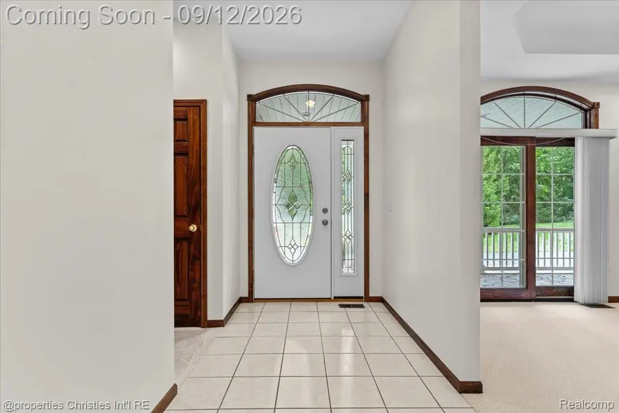 1143 Brewster Road, Rochester Hills, MI 48306 - #2
