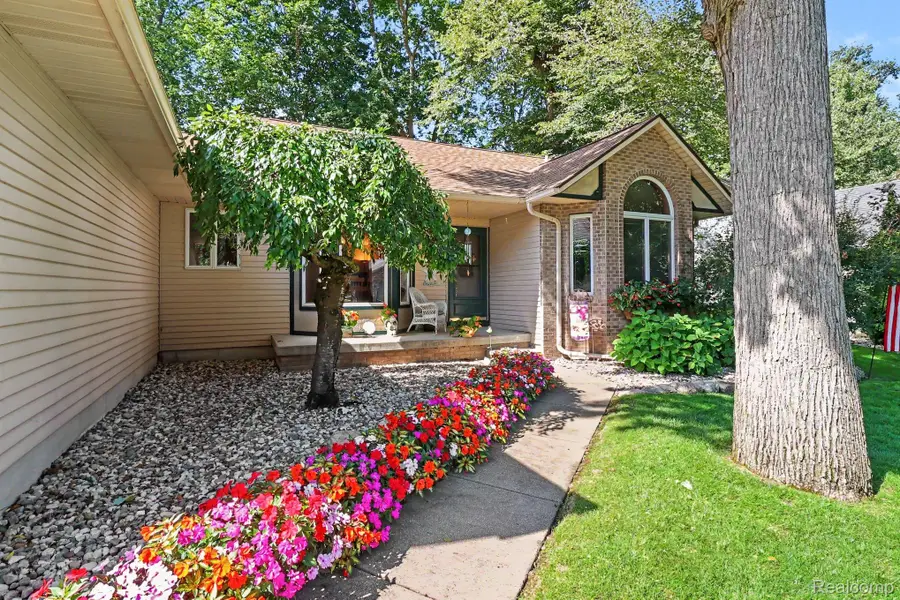5112 Mark David Drive, Gaines, MI 48473 - #3