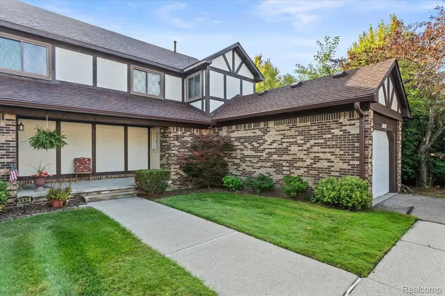 3332 Heritage Parkway, Dearborn, MI 48124 - #3