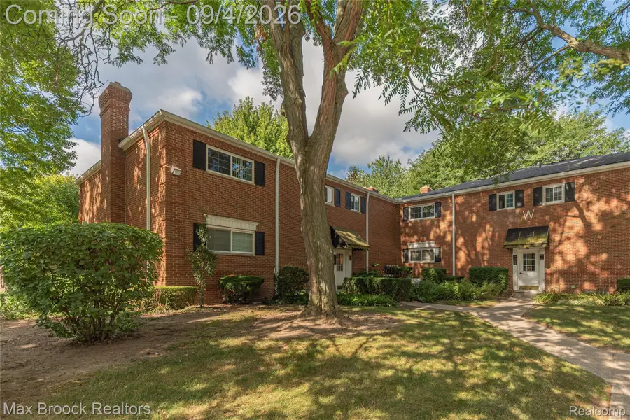 731 E Fox Hills Drive #183, Bloomfield, MI 48304 - #2