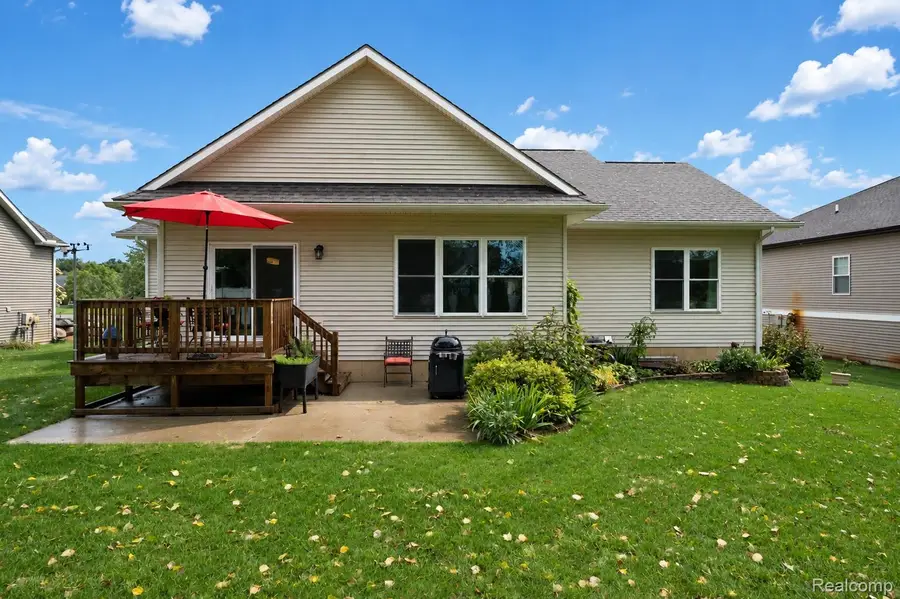 16351 Silver Fox Circle, Linden, MI 48451 - #2