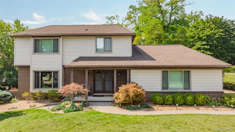 17113 Francavilla Drive, Livonia, MI 48152 - #2