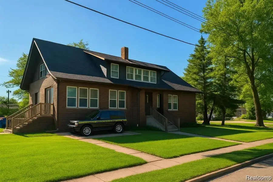 304 S Main Street, Mount Pleasant, MI 48858 - #2