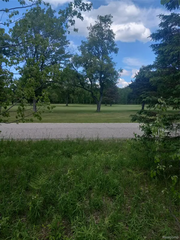 8648 Pineview Drive, Mancelona, MI 49659