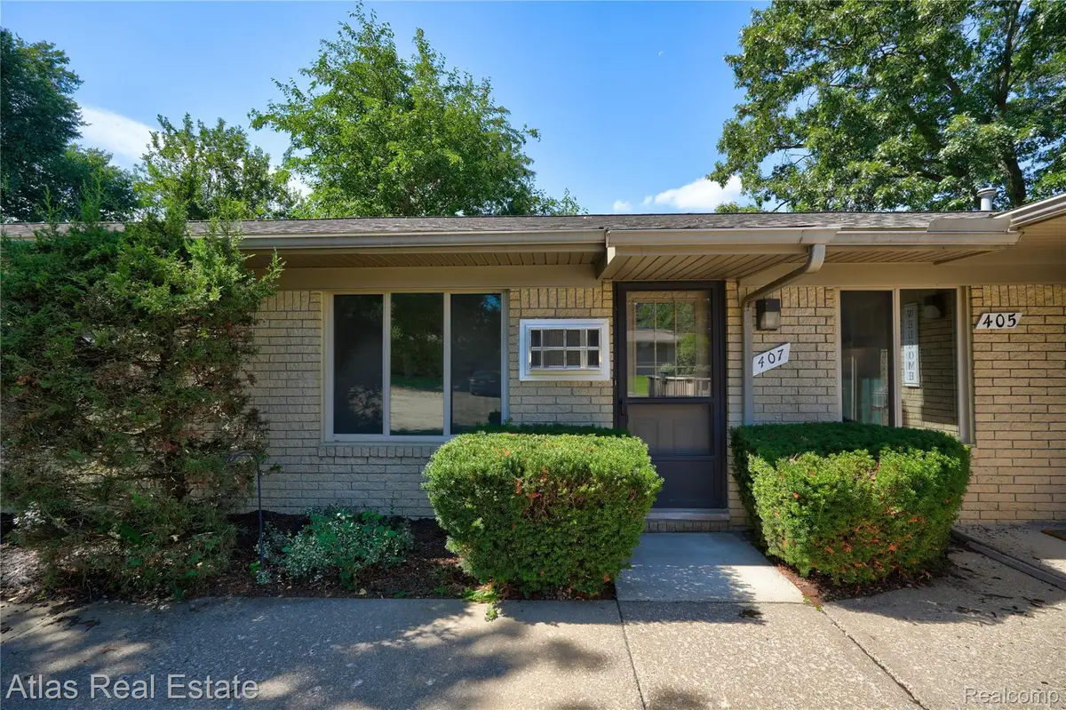 407 W Drahner Road, Oxford, MI 48371 - #1