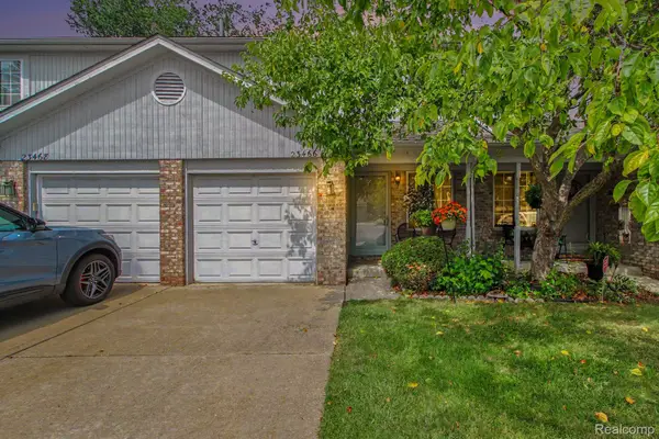 23466 Mahoney Court, Brownstown, MI 48183