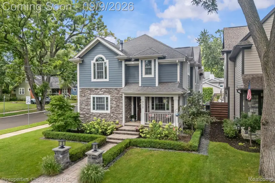 932 Roselawn Drive, Rochester, MI 48307 - #2
