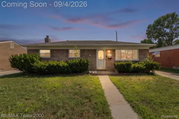 34345 Rosslyn Street, Westland, MI 48185