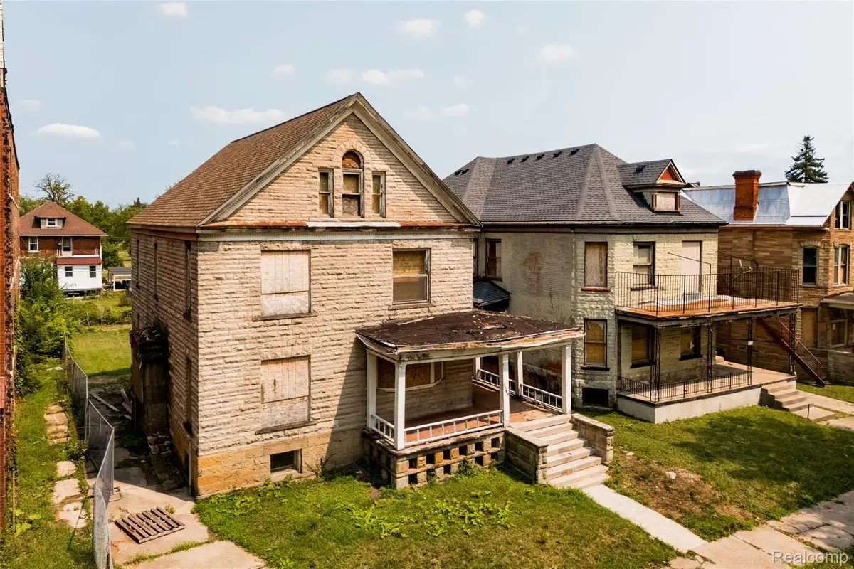 1574 & 1582 Cadillac Boulevard, Detroit, MI 48214 - #1
