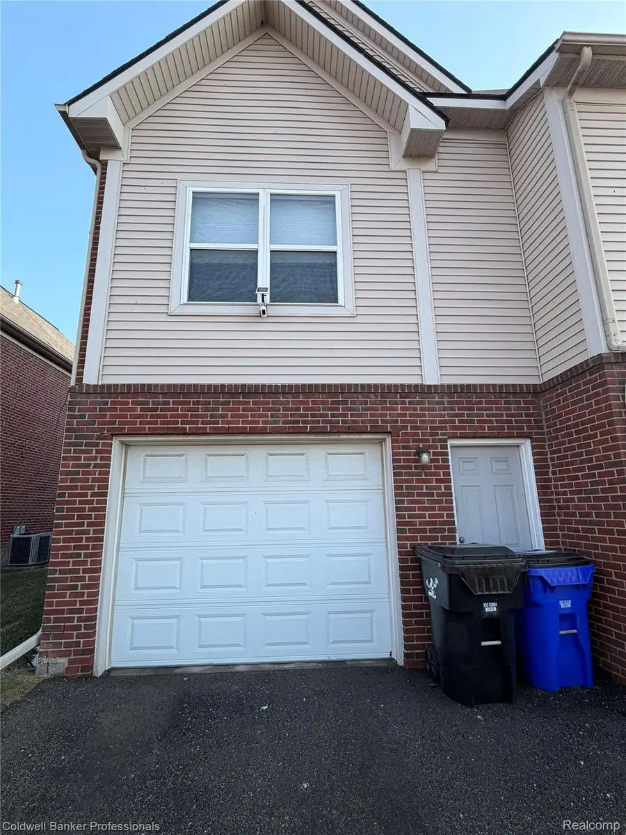 283 E Palmer Street, Detroit, MI 48202 - #2