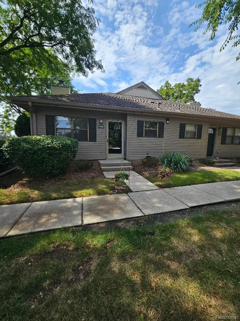 24932 NE Auburn Lane #9, Southfield, MI 48033 - #1