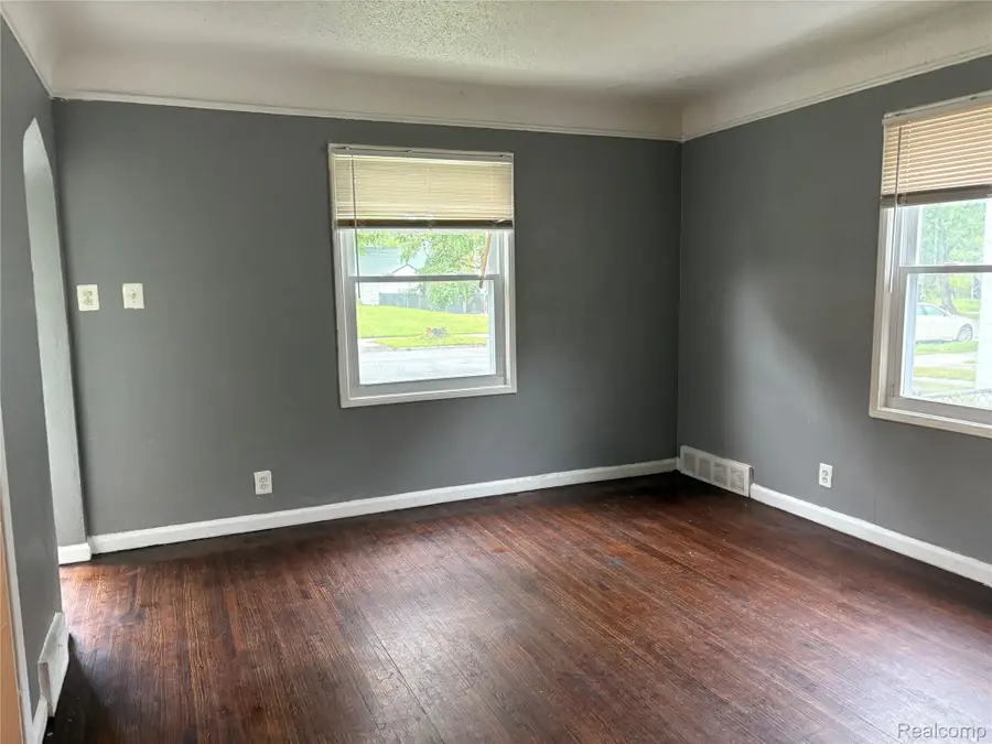 16036 Maddelein Street, Detroit, MI 48205 - #3