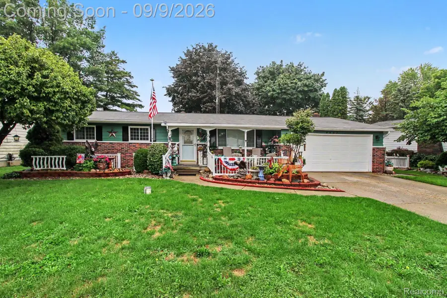 4442 Mount Vernon Pass, Flint, MI 48473 - #2