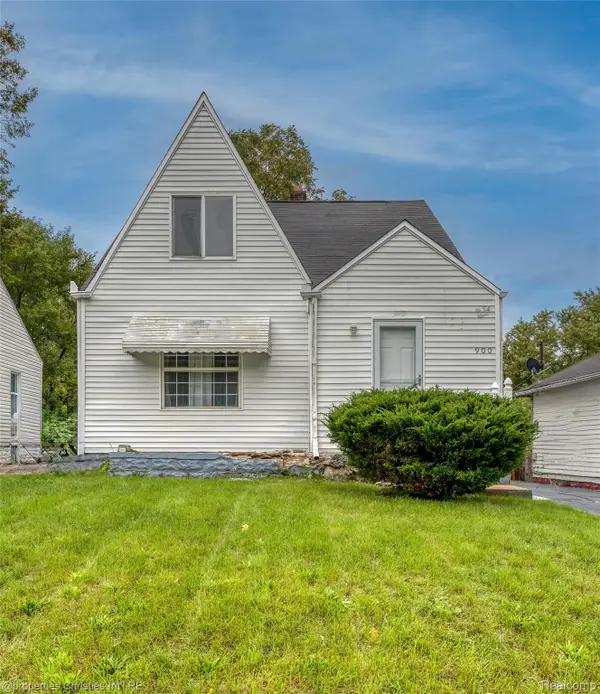 900 Stanley Avenue, Pontiac, MI 48340