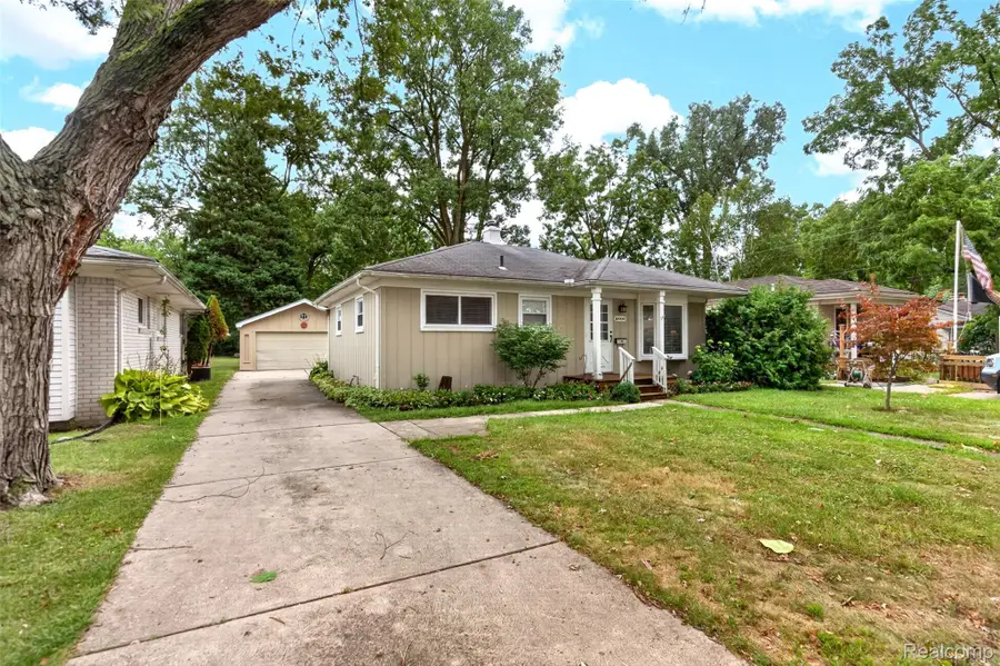 18908 Maplewood Street, Livonia, MI 48152 - #2