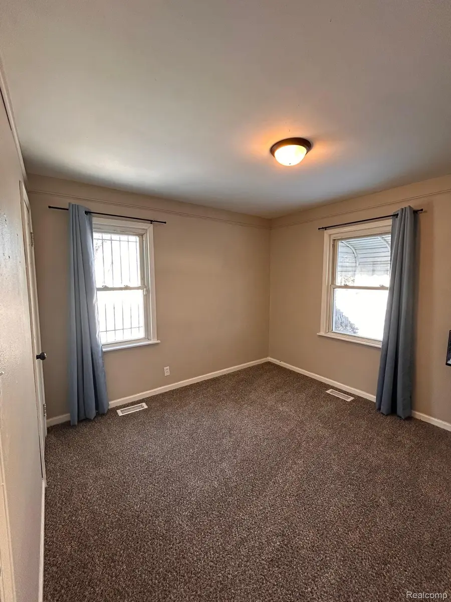 3413 Augusta Street, Flint, MI 48503 - #3