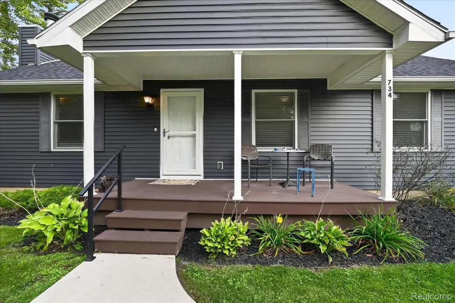 734 Kent Street, Carleton, MI 48117 - #3