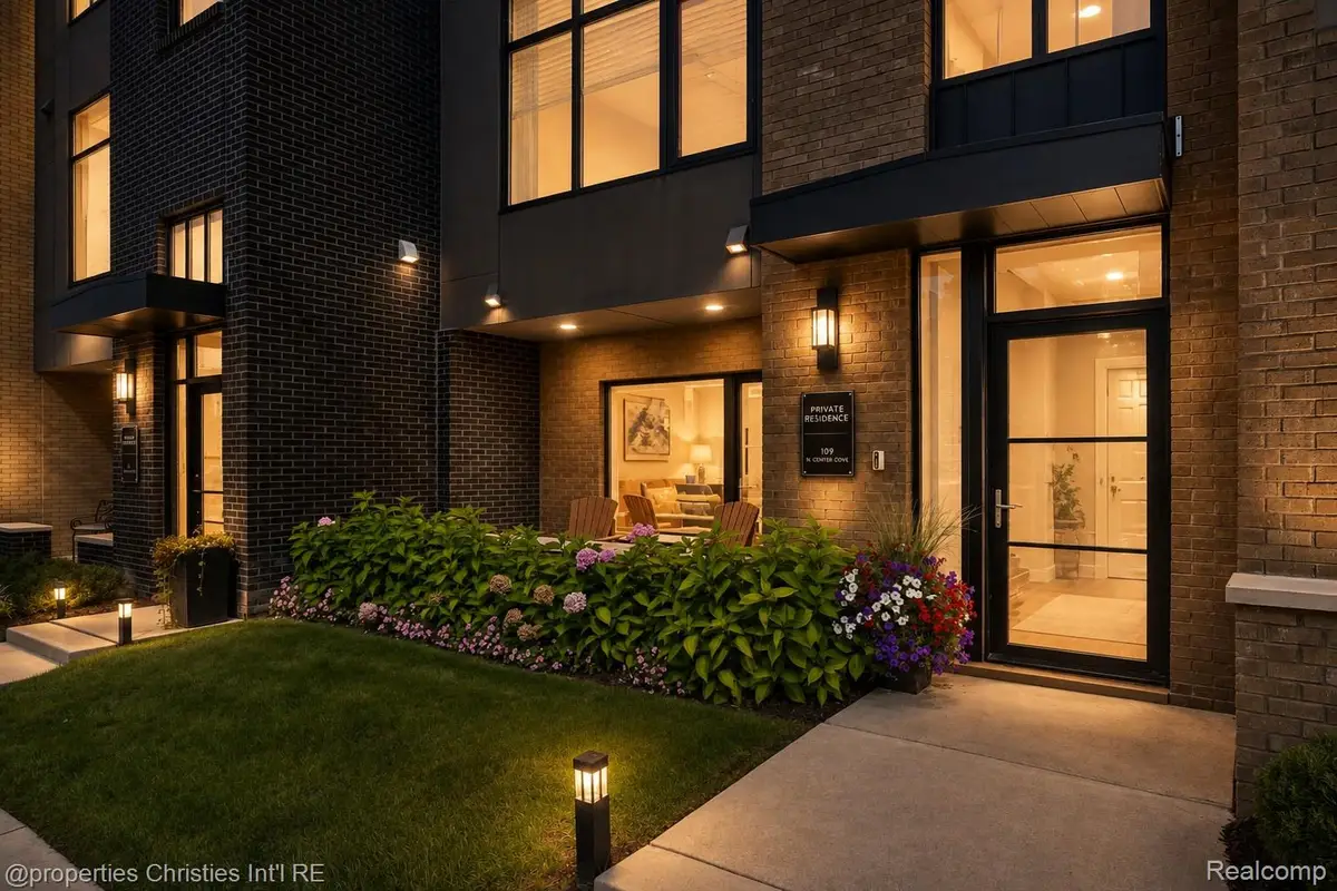 109 N Center Cove, Northville, MI 48167 - #1