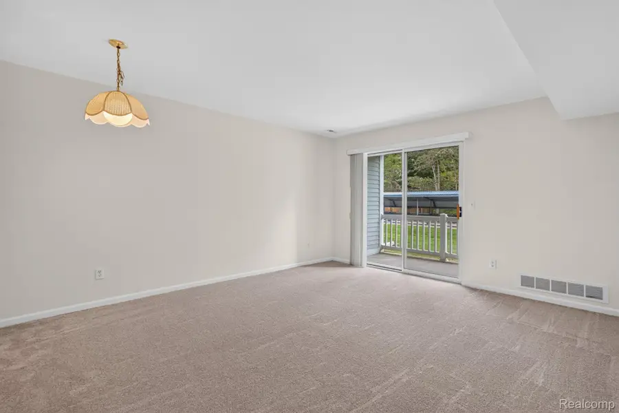 1127 South Lake Drive #117, Novi, MI 48377 - #3