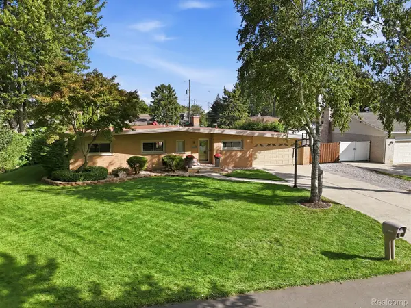 23090 Emmett Street, Taylor, MI 48180