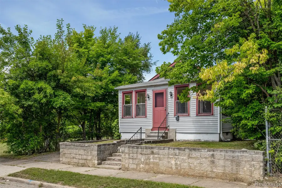 44 Orton Avenue, Pontiac, MI 48341 - #2