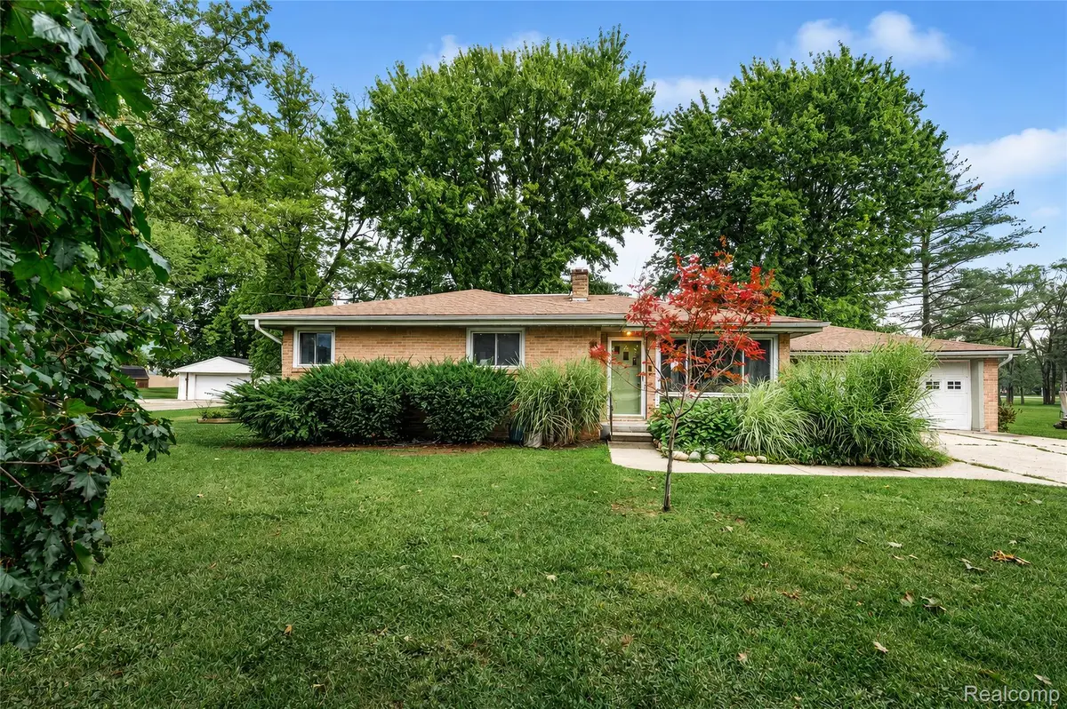 4499 S Linden Road, Flint, MI 48507 - #1