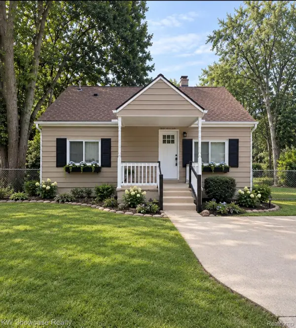 3312 Mandrake Street, CommerceTwp, MI 48382
