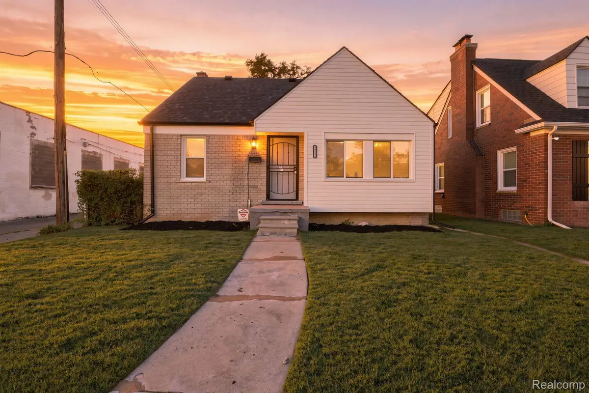 19131 Stansbury Street, Detroit, MI 48235 - #1